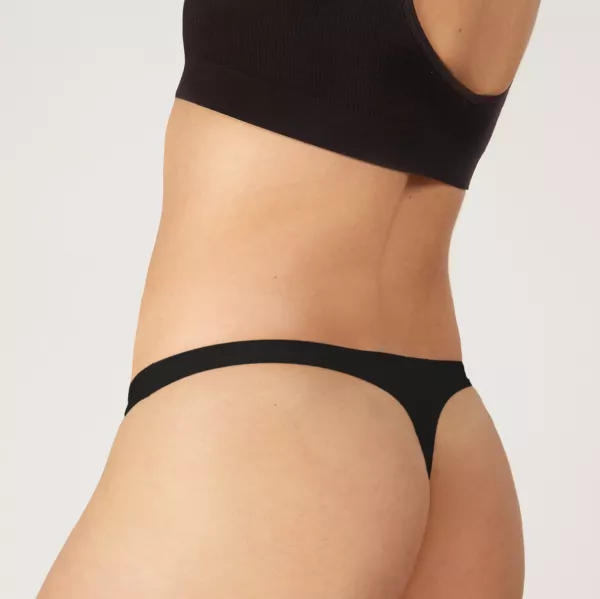 תחתוני מחזור רב פעמיים INVISIBLE THONG BLACK